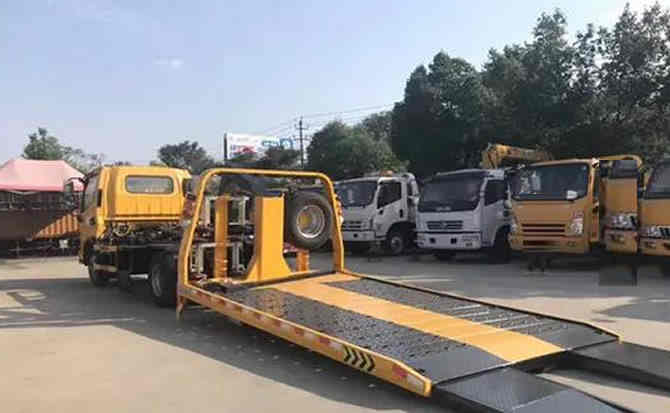 嘉陵区汽车中途维修案例